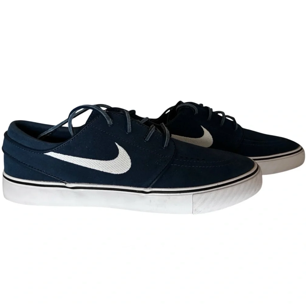 Nike SB Zoom Janoski Skate Shoes